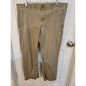 ROWM Khaki Pants Size 40x30 Great Condition! Rowm